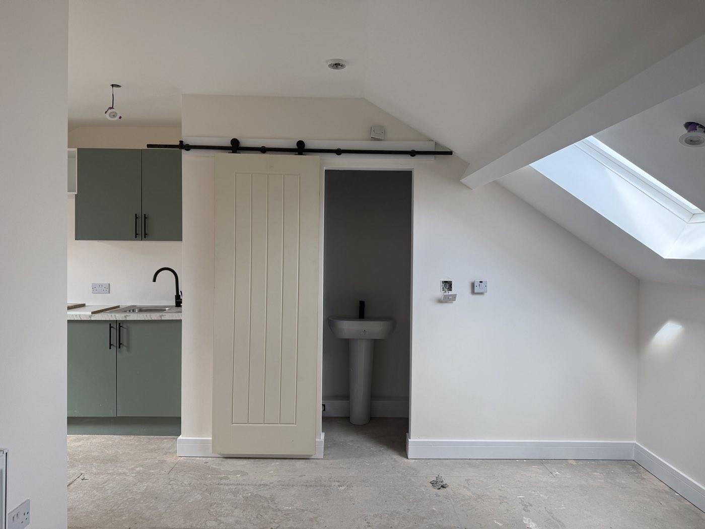 4-Bedroom HMO Painting & Decorating – photo 6