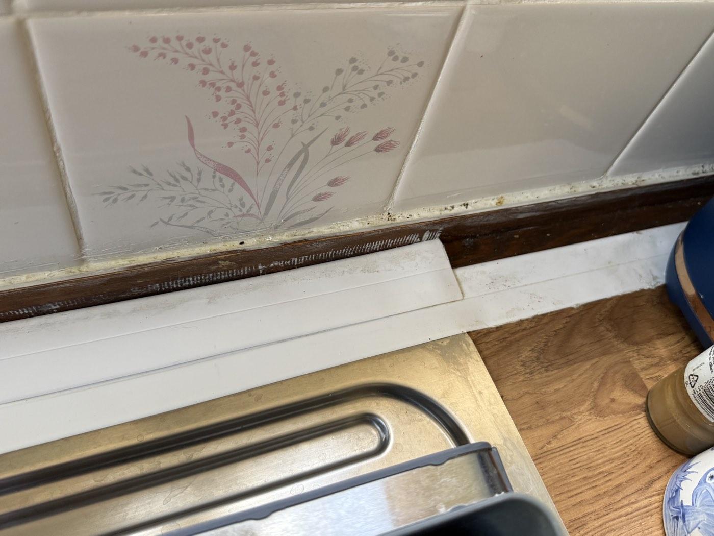 Kitchen Worktop Upstand Replacement – photo 4