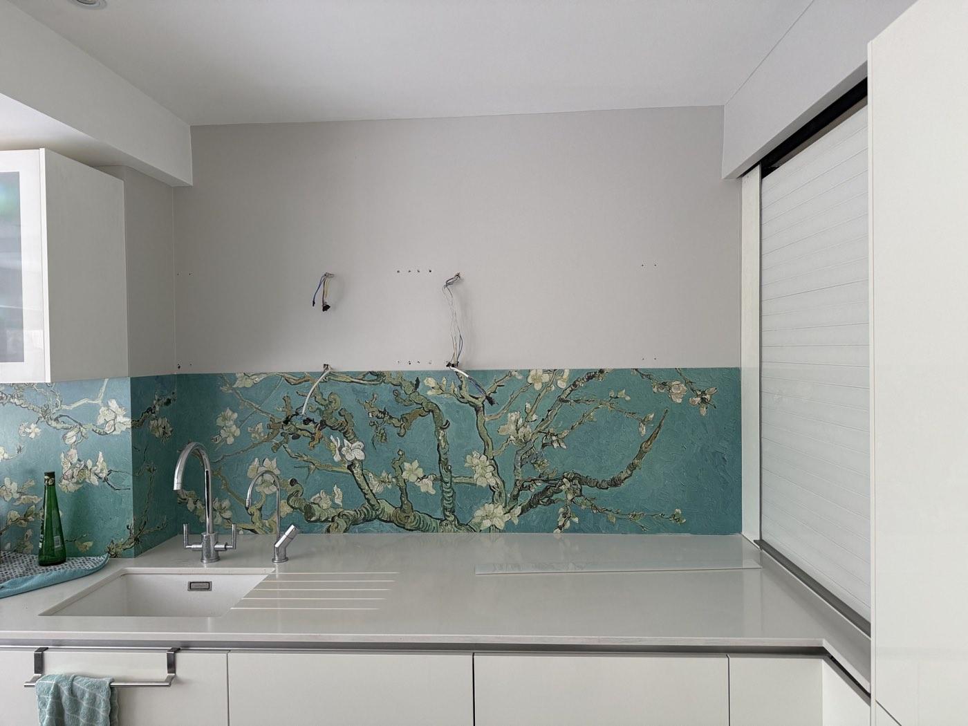 Preparation: the kitchen wall prepared above the splashback