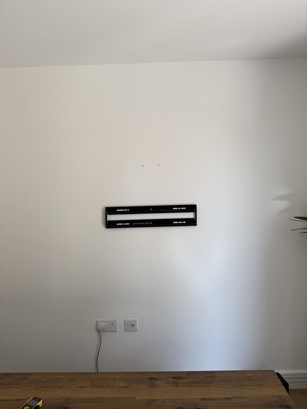55-Inch TV Wall Mounting – photo 3