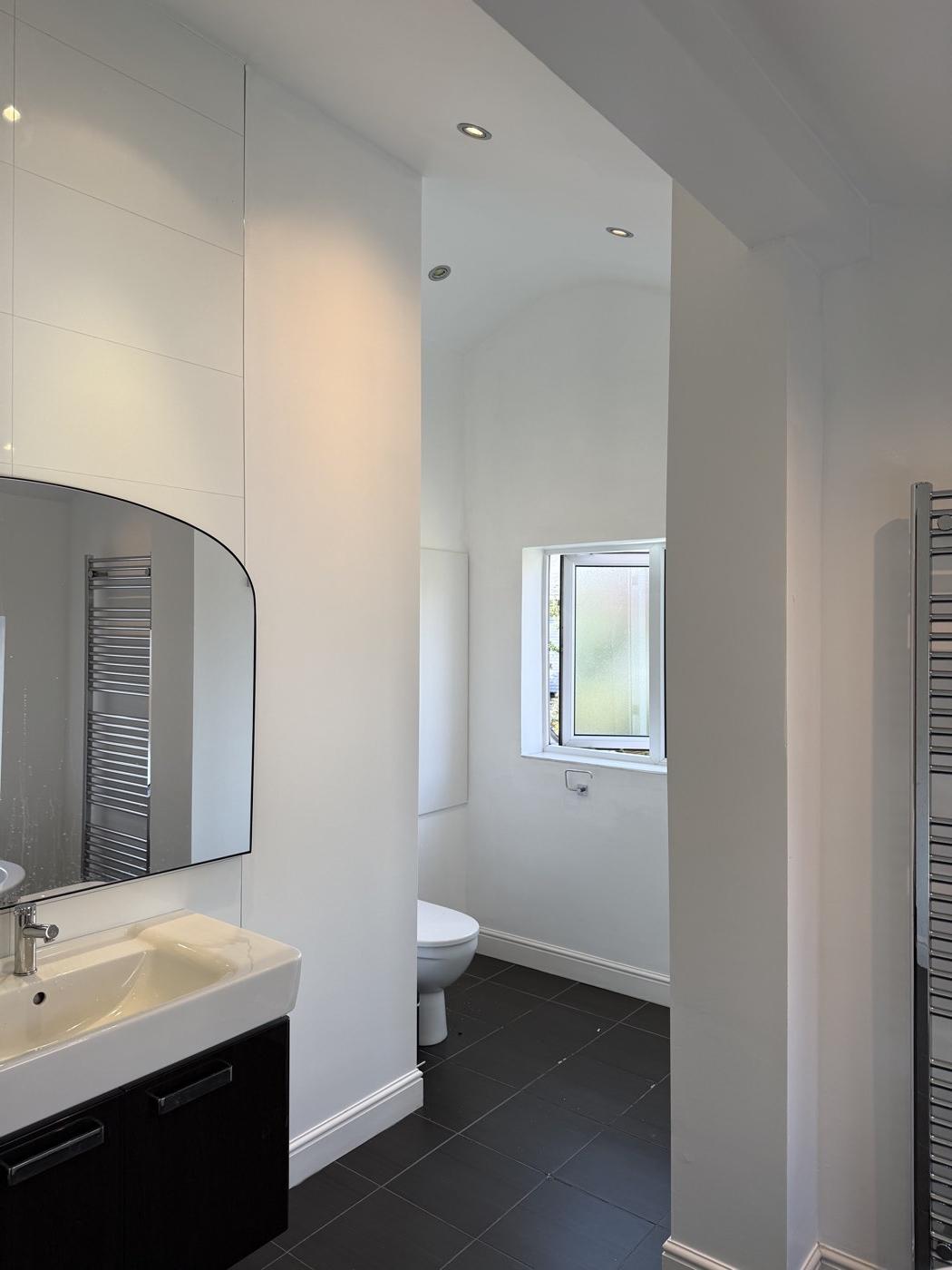 Bathroom Painting & Decorating – photo 4